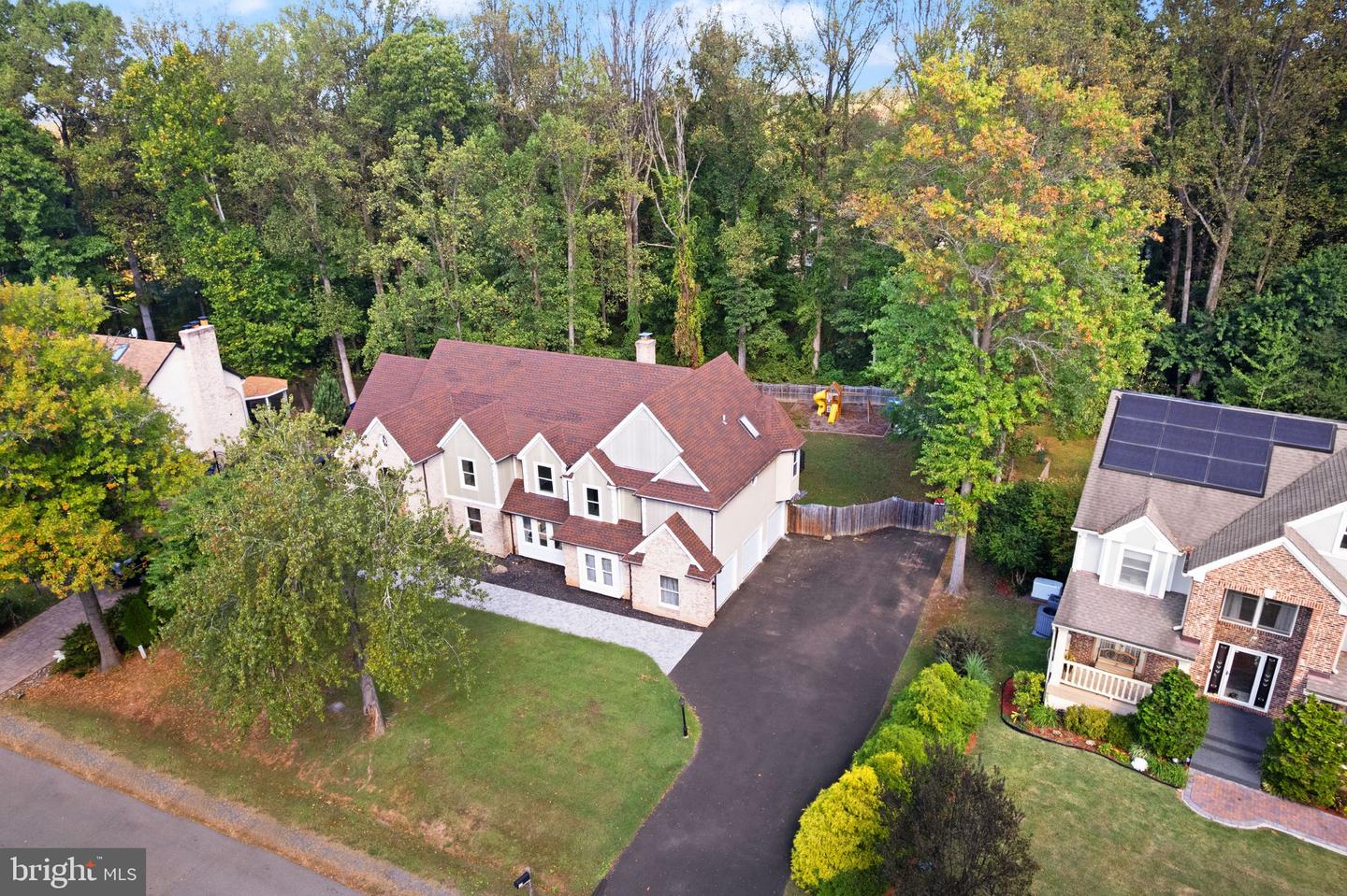 1235 GILMAN CT, HERNDON, Virginia 20170, 5 Bedrooms Bedrooms, ,3 BathroomsBathrooms,Residential,For sale,1235 GILMAN CT,VAFX2274476 MLS # VAFX2274476