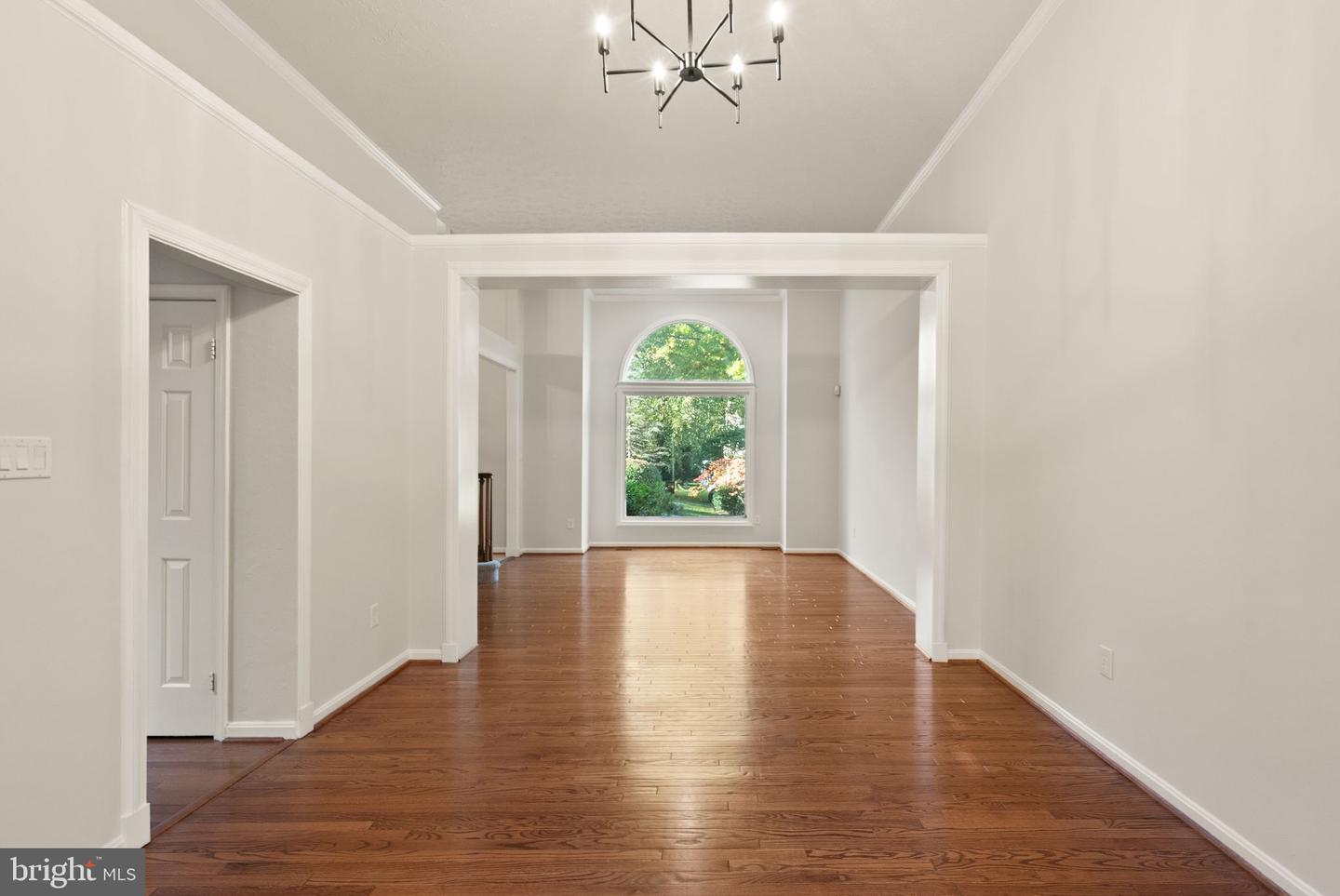 1235 GILMAN CT, HERNDON, Virginia 20170, 5 Bedrooms Bedrooms, ,3 BathroomsBathrooms,Residential,For sale,1235 GILMAN CT,VAFX2274476 MLS # VAFX2274476