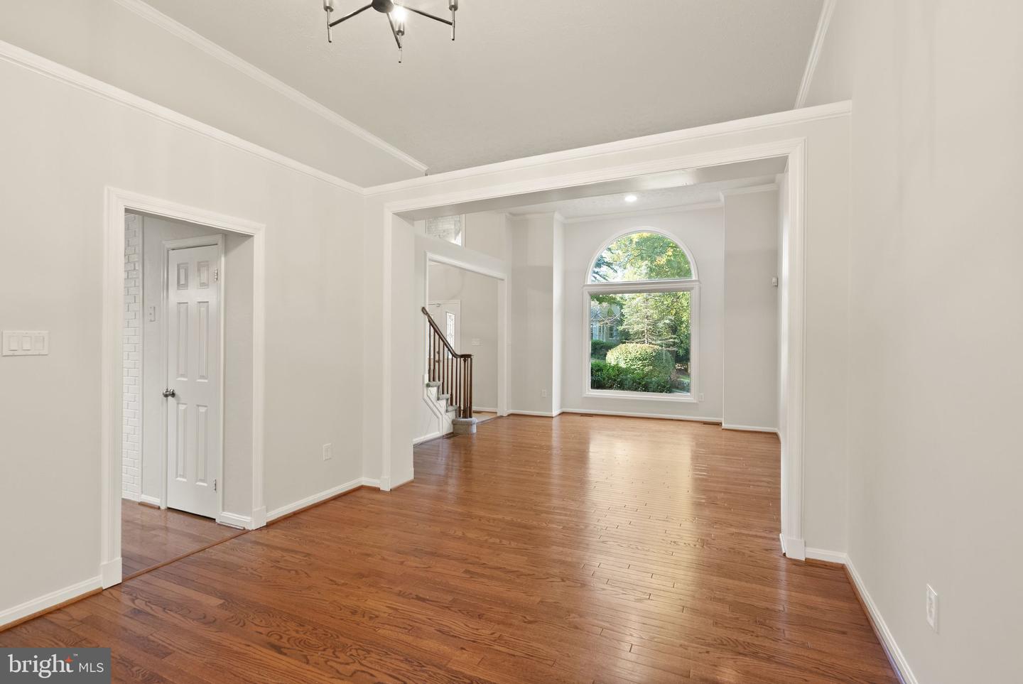 1235 GILMAN CT, HERNDON, Virginia 20170, 5 Bedrooms Bedrooms, ,3 BathroomsBathrooms,Residential,For sale,1235 GILMAN CT,VAFX2274476 MLS # VAFX2274476