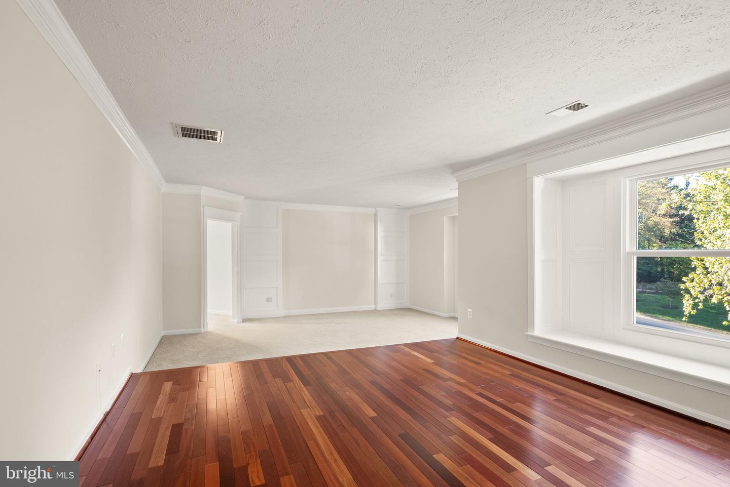 1235 GILMAN CT, HERNDON, Virginia 20170, 5 Bedrooms Bedrooms, ,3 BathroomsBathrooms,Residential,For sale,1235 GILMAN CT,VAFX2274476 MLS # VAFX2274476