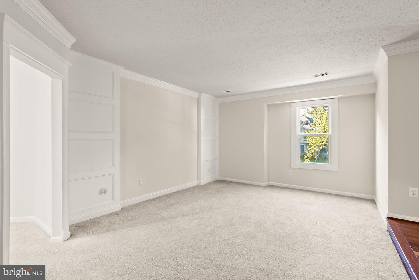 1235 GILMAN CT, HERNDON, Virginia 20170, 5 Bedrooms Bedrooms, ,3 BathroomsBathrooms,Residential,For sale,1235 GILMAN CT,VAFX2274476 MLS # VAFX2274476