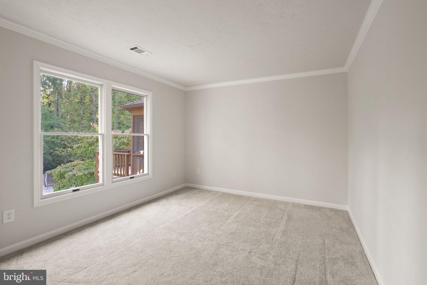 1235 GILMAN CT, HERNDON, Virginia 20170, 5 Bedrooms Bedrooms, ,3 BathroomsBathrooms,Residential,For sale,1235 GILMAN CT,VAFX2274476 MLS # VAFX2274476