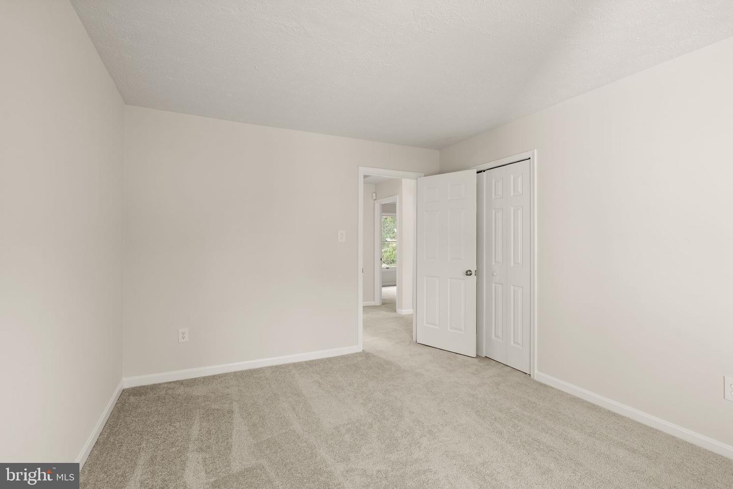 1235 GILMAN CT, HERNDON, Virginia 20170, 5 Bedrooms Bedrooms, ,3 BathroomsBathrooms,Residential,For sale,1235 GILMAN CT,VAFX2274476 MLS # VAFX2274476