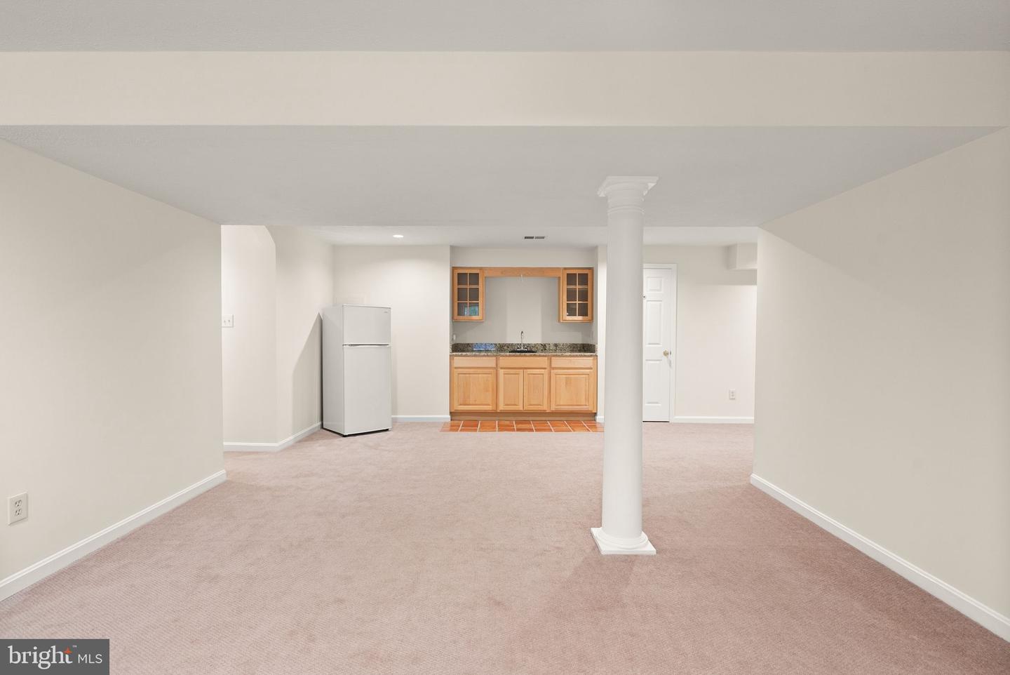 1235 GILMAN CT, HERNDON, Virginia 20170, 5 Bedrooms Bedrooms, ,3 BathroomsBathrooms,Residential,For sale,1235 GILMAN CT,VAFX2274476 MLS # VAFX2274476