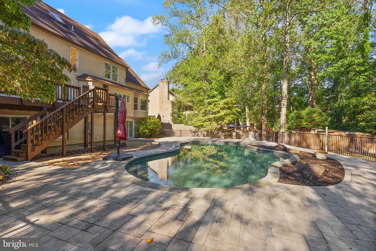 1235 GILMAN CT, HERNDON, Virginia 20170, 5 Bedrooms Bedrooms, ,3 BathroomsBathrooms,Residential,For sale,1235 GILMAN CT,VAFX2274476 MLS # VAFX2274476