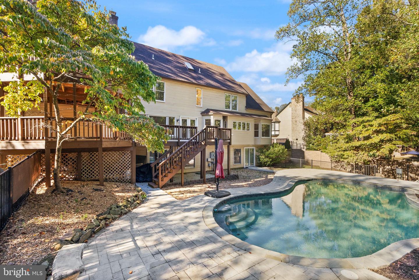 1235 GILMAN CT, HERNDON, Virginia 20170, 5 Bedrooms Bedrooms, ,3 BathroomsBathrooms,Residential,For sale,1235 GILMAN CT,VAFX2274476 MLS # VAFX2274476