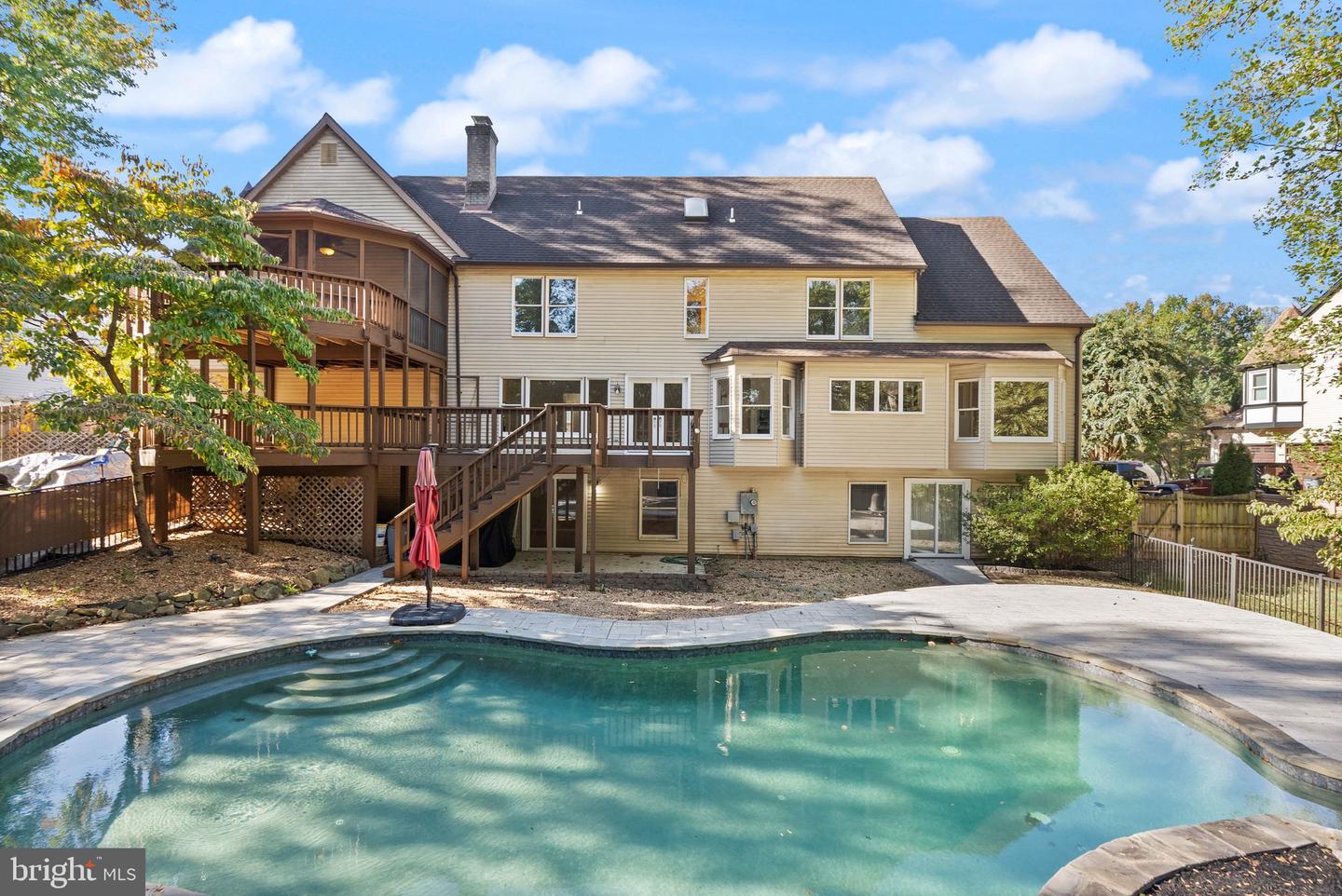 1235 GILMAN CT, HERNDON, Virginia 20170, 5 Bedrooms Bedrooms, ,3 BathroomsBathrooms,Residential,For sale,1235 GILMAN CT,VAFX2274476 MLS # VAFX2274476