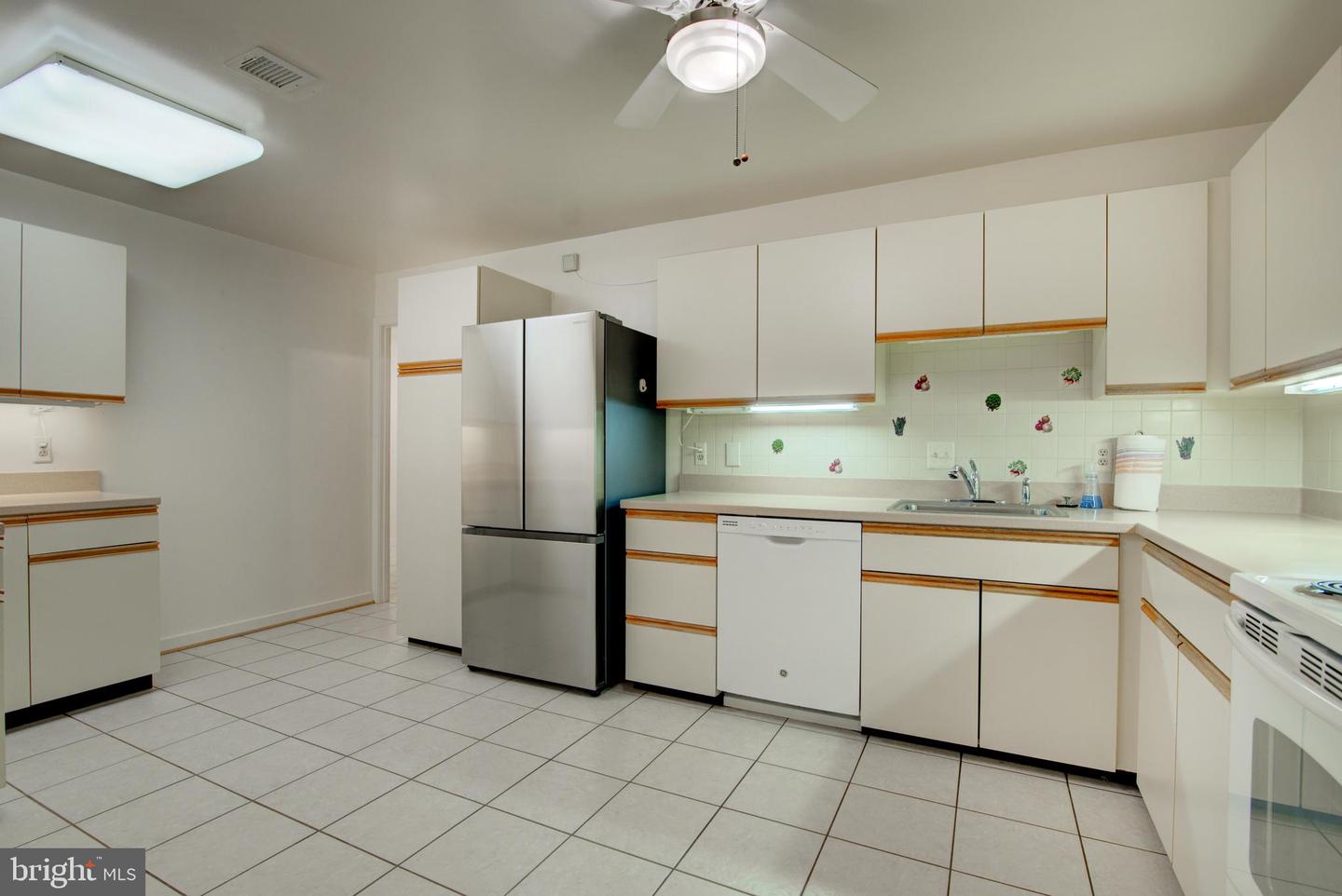 11500 FAIRWAY DR #208, RESTON, Virginia 20190, 3 Bedrooms Bedrooms, ,2 BathroomsBathrooms,Residential,For sale,11500 FAIRWAY DR #208,VAFX2274534 MLS # VAFX2274534