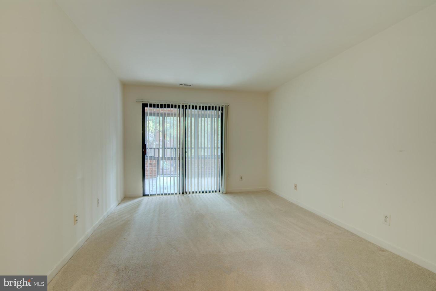 11500 FAIRWAY DR #208, RESTON, Virginia 20190, 3 Bedrooms Bedrooms, ,2 BathroomsBathrooms,Residential,For sale,11500 FAIRWAY DR #208,VAFX2274534 MLS # VAFX2274534