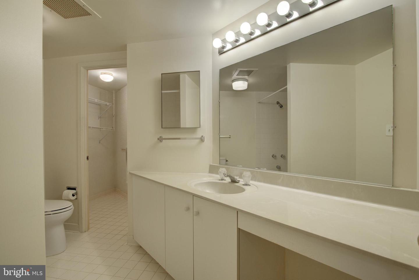11500 FAIRWAY DR #208, RESTON, Virginia 20190, 3 Bedrooms Bedrooms, ,2 BathroomsBathrooms,Residential,For sale,11500 FAIRWAY DR #208,VAFX2274534 MLS # VAFX2274534