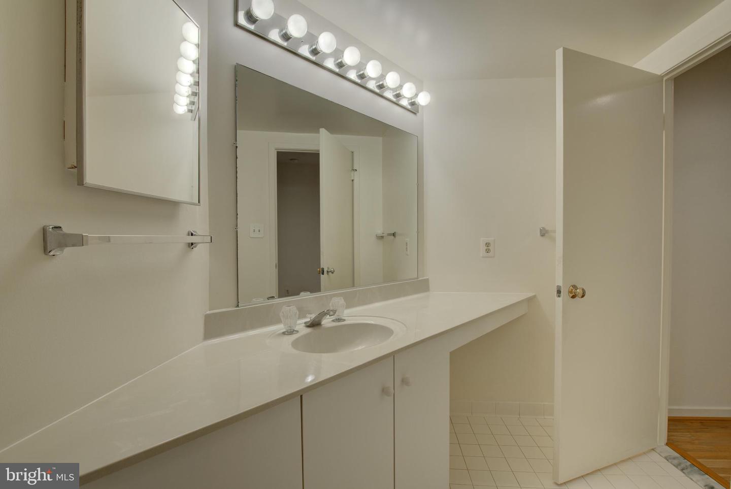11500 FAIRWAY DR #208, RESTON, Virginia 20190, 3 Bedrooms Bedrooms, ,2 BathroomsBathrooms,Residential,For sale,11500 FAIRWAY DR #208,VAFX2274534 MLS # VAFX2274534
