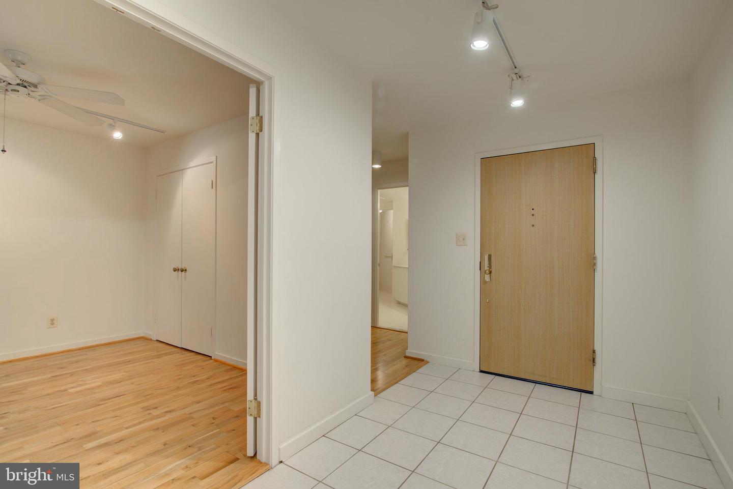 11500 FAIRWAY DR #208, RESTON, Virginia 20190, 3 Bedrooms Bedrooms, ,2 BathroomsBathrooms,Residential,For sale,11500 FAIRWAY DR #208,VAFX2274534 MLS # VAFX2274534