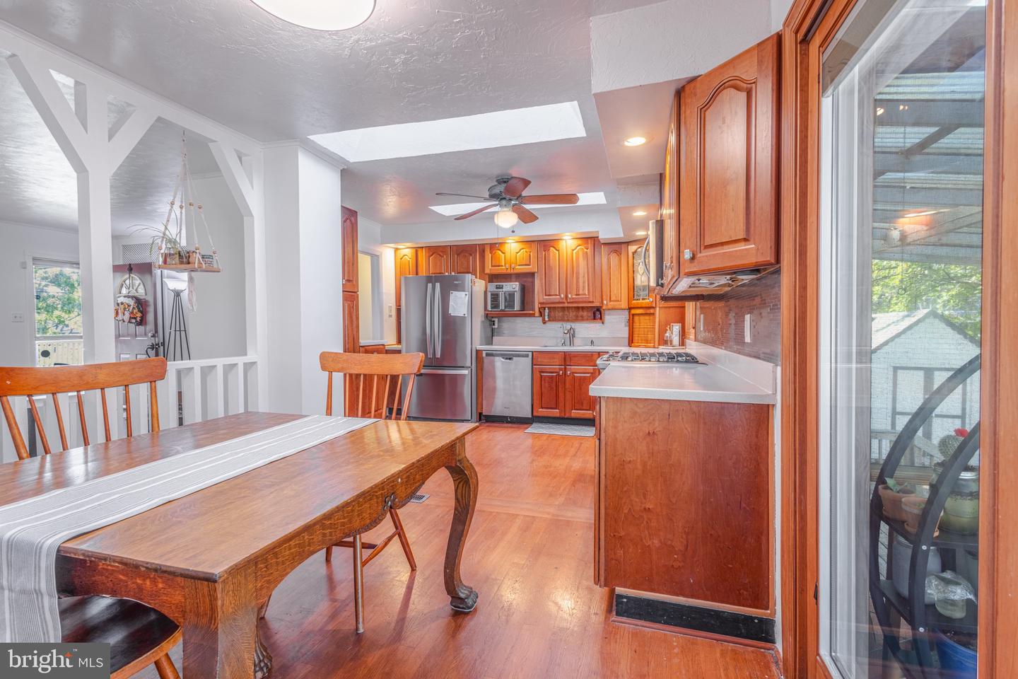 7722 WOODSTOCK ST, MANASSAS, Virginia 20109, 3 Bedrooms Bedrooms, 6 Rooms Rooms,2 BathroomsBathrooms,Residential,For sale,7722 WOODSTOCK ST,VAPW2106078 MLS # VAPW2106078