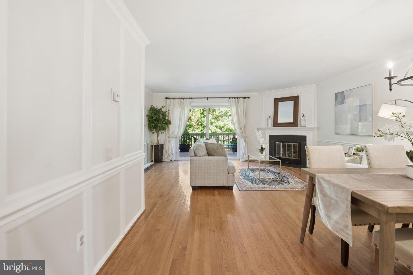 9136 OSHAD LN, SPRINGFIELD, Virginia 22152, 2 Bedrooms Bedrooms, ,3 BathroomsBathrooms,Residential,For sale,9136 OSHAD LN,VAFX2274600 MLS # VAFX2274600