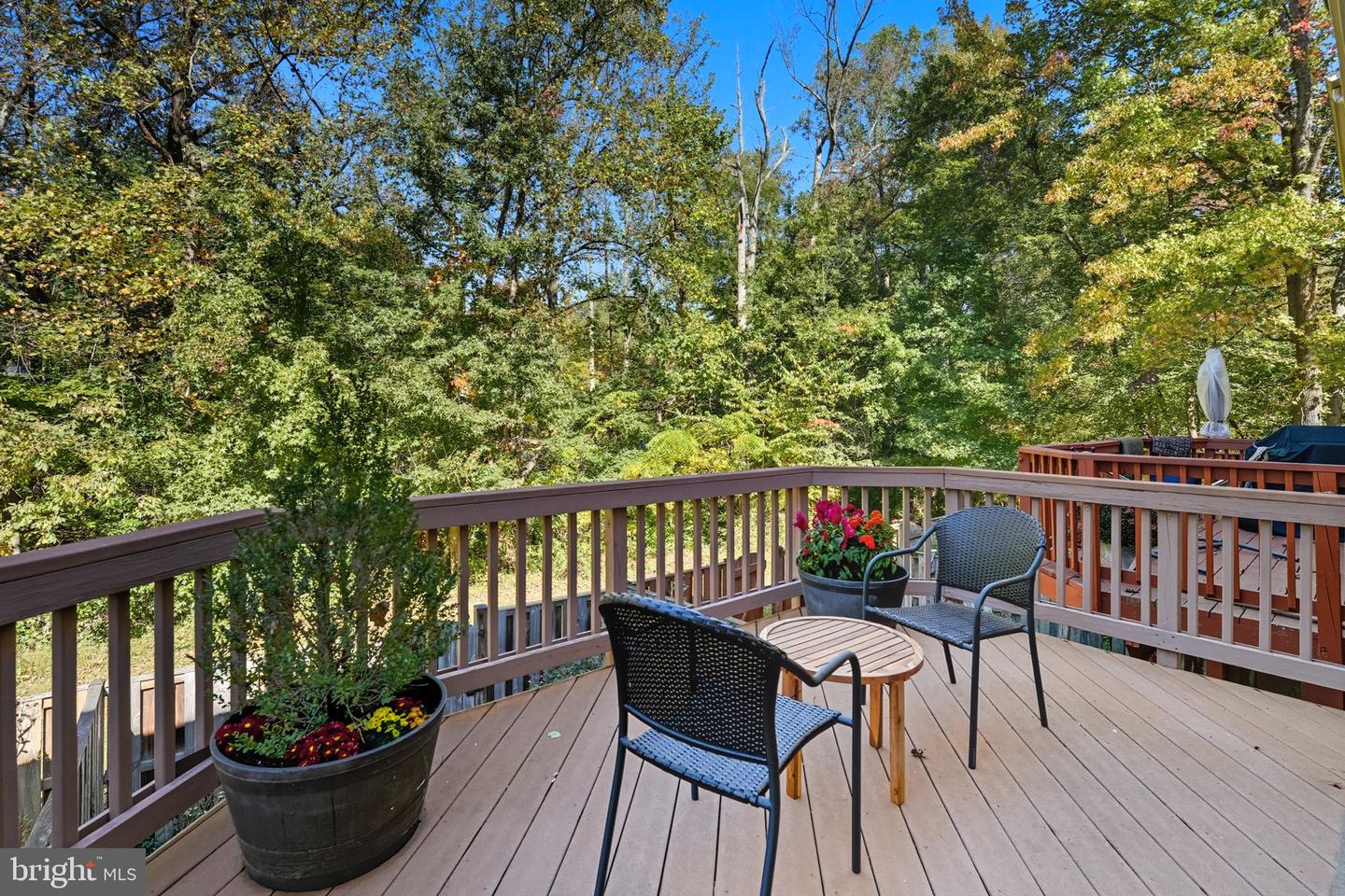 9136 OSHAD LN, SPRINGFIELD, Virginia 22152, 2 Bedrooms Bedrooms, ,3 BathroomsBathrooms,Residential,For sale,9136 OSHAD LN,VAFX2274600 MLS # VAFX2274600