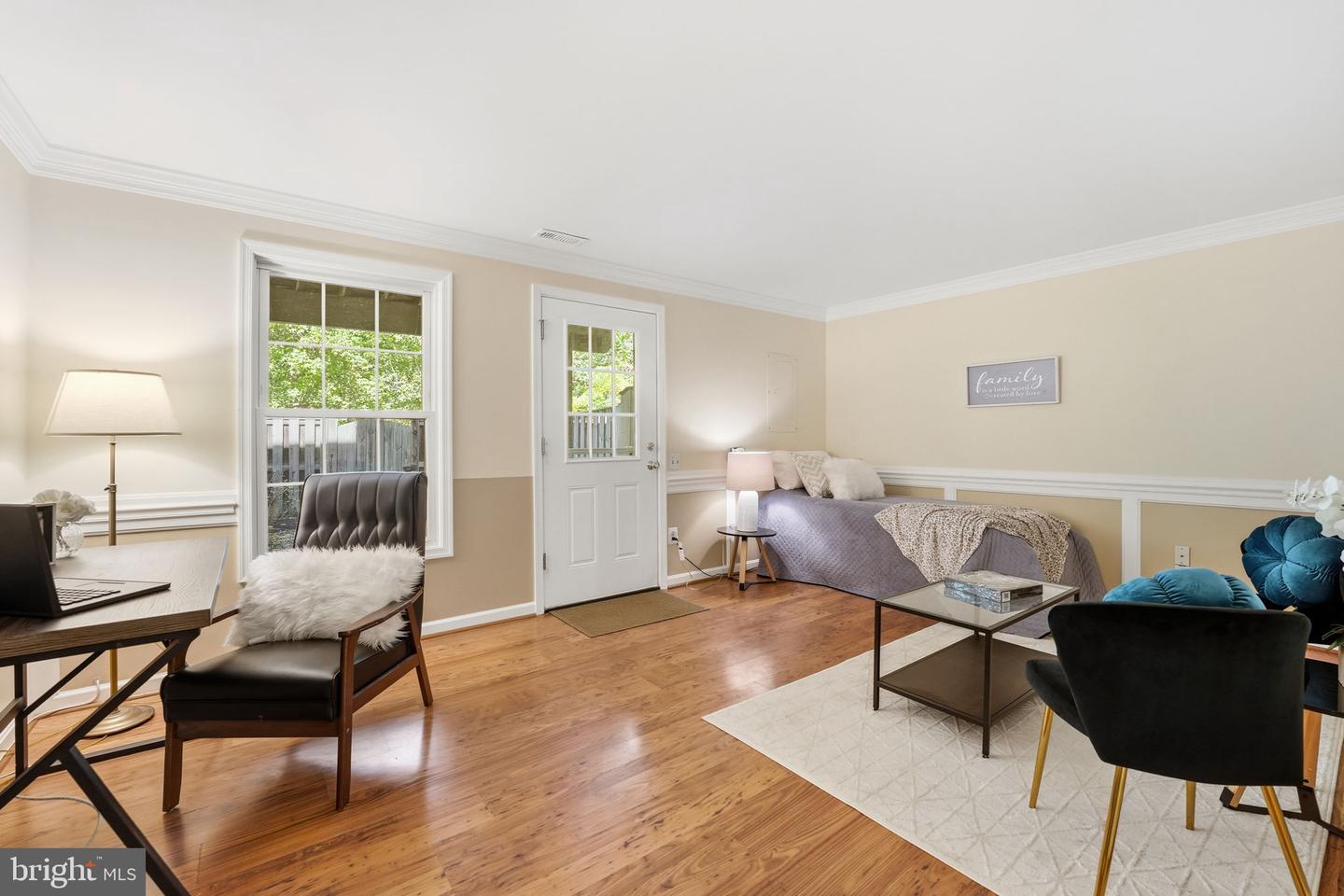 9136 OSHAD LN, SPRINGFIELD, Virginia 22152, 2 Bedrooms Bedrooms, ,3 BathroomsBathrooms,Residential,For sale,9136 OSHAD LN,VAFX2274600 MLS # VAFX2274600
