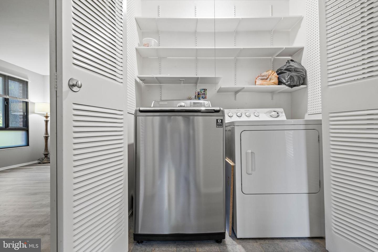7804 INVERTON RD #201, ANNANDALE, Virginia 22003, 3 Bedrooms Bedrooms, ,2 BathroomsBathrooms,Residential,For sale,7804 INVERTON RD #201,VAFX2274622 MLS # VAFX2274622