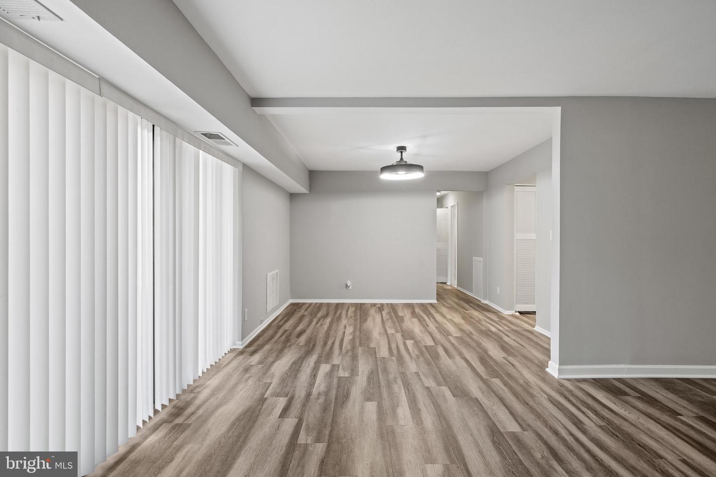 7804 INVERTON RD #201, ANNANDALE, Virginia 22003, 3 Bedrooms Bedrooms, ,2 BathroomsBathrooms,Residential,For sale,7804 INVERTON RD #201,VAFX2274622 MLS # VAFX2274622