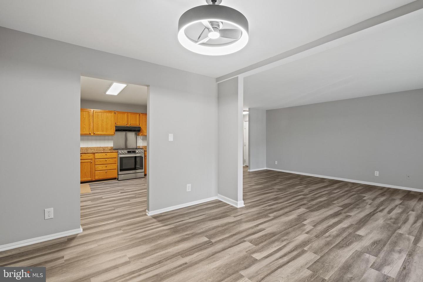 7804 INVERTON RD #201, ANNANDALE, Virginia 22003, 3 Bedrooms Bedrooms, ,2 BathroomsBathrooms,Residential,For sale,7804 INVERTON RD #201,VAFX2274622 MLS # VAFX2274622