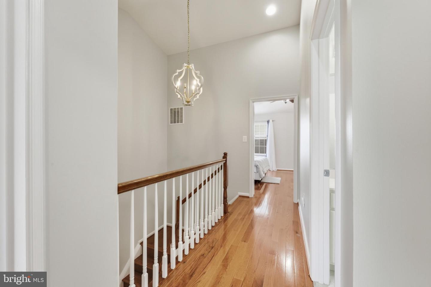 13679 LAVENDER MIST LN, CENTREVILLE, Virginia 20120, 4 Bedrooms Bedrooms, 13 Rooms Rooms,3 BathroomsBathrooms,Residential,For sale,13679 LAVENDER MIST LN,VAFX2274626 MLS # VAFX2274626