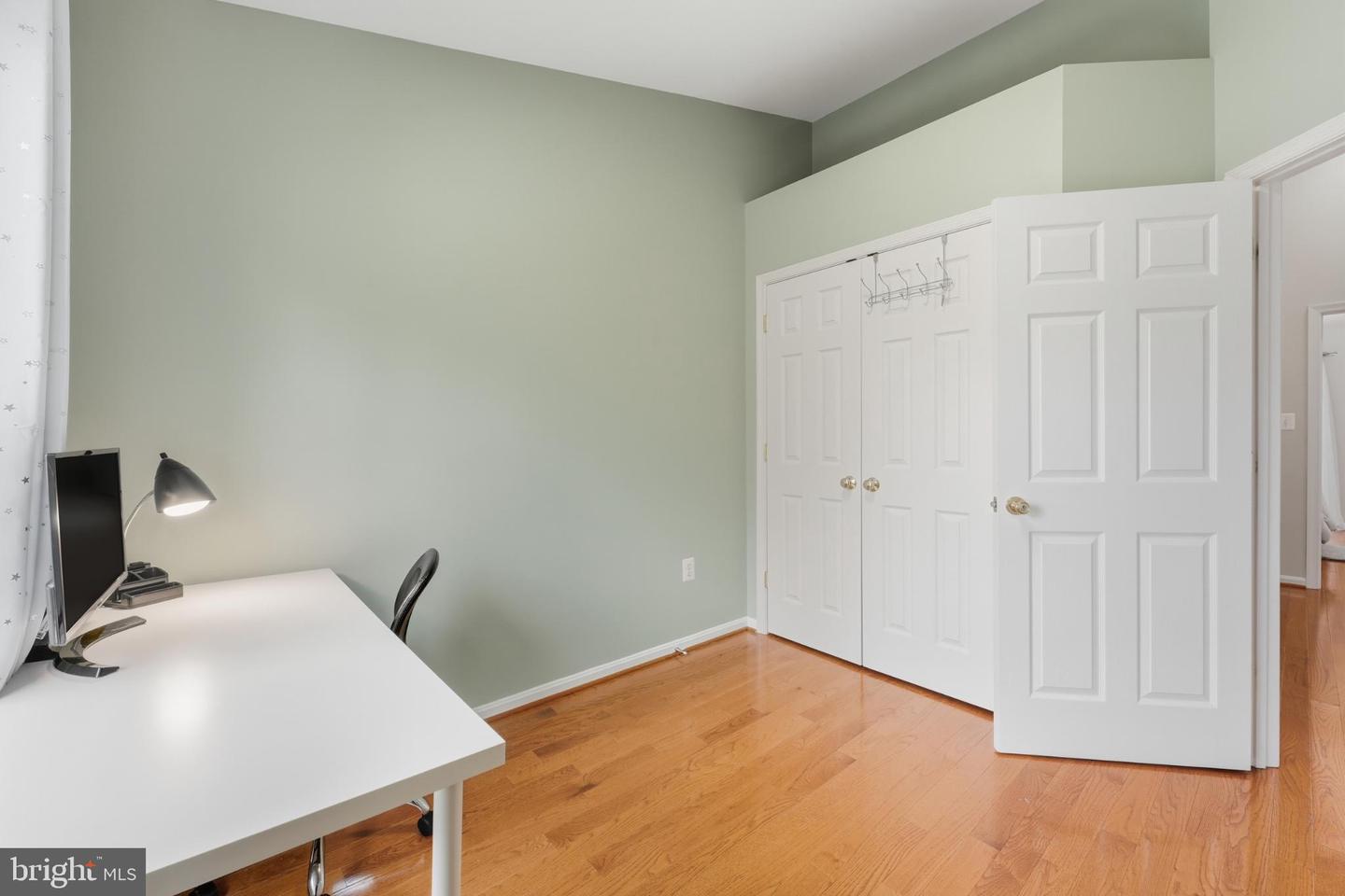 13679 LAVENDER MIST LN, CENTREVILLE, Virginia 20120, 4 Bedrooms Bedrooms, 13 Rooms Rooms,3 BathroomsBathrooms,Residential,For sale,13679 LAVENDER MIST LN,VAFX2274626 MLS # VAFX2274626