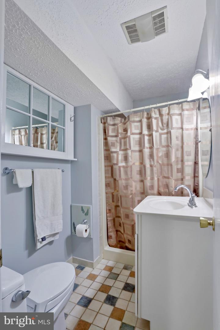 17 VINE RIDGE DR, PALMYRA, Virginia 22963, 4 Bedrooms Bedrooms, ,3 BathroomsBathrooms,Residential,For sale,17 VINE RIDGE DR,VAFN2000518 MLS # VAFN2000518
