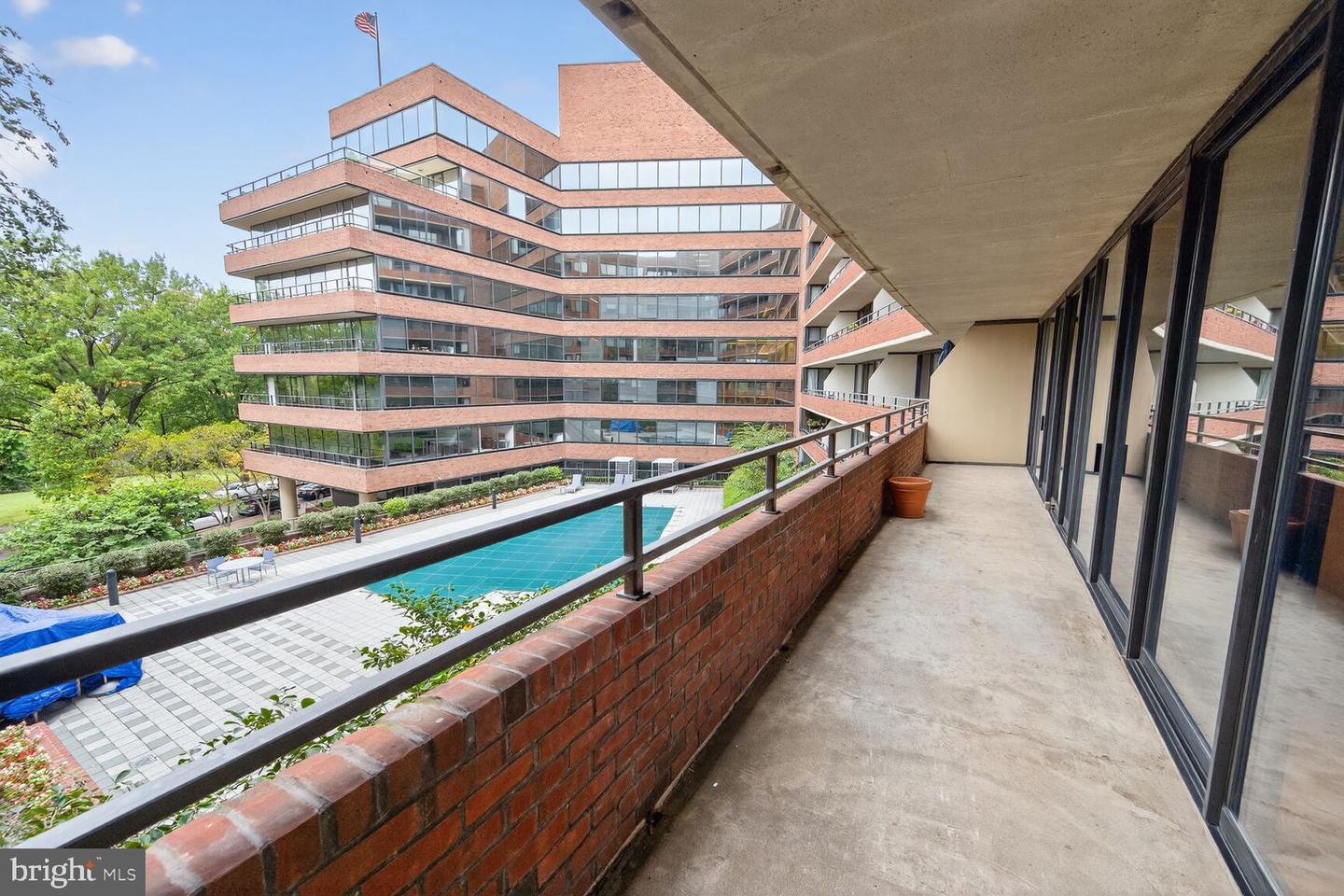 2555 PENNSYLVANIA AVE NW #409, WASHINGTON, District Of Columbia 20037, 2 Bedrooms Bedrooms, ,2 BathroomsBathrooms,Residential,For sale,2555 PENNSYLVANIA AVE NW #409,DCDC2227268 MLS # DCDC2227268
