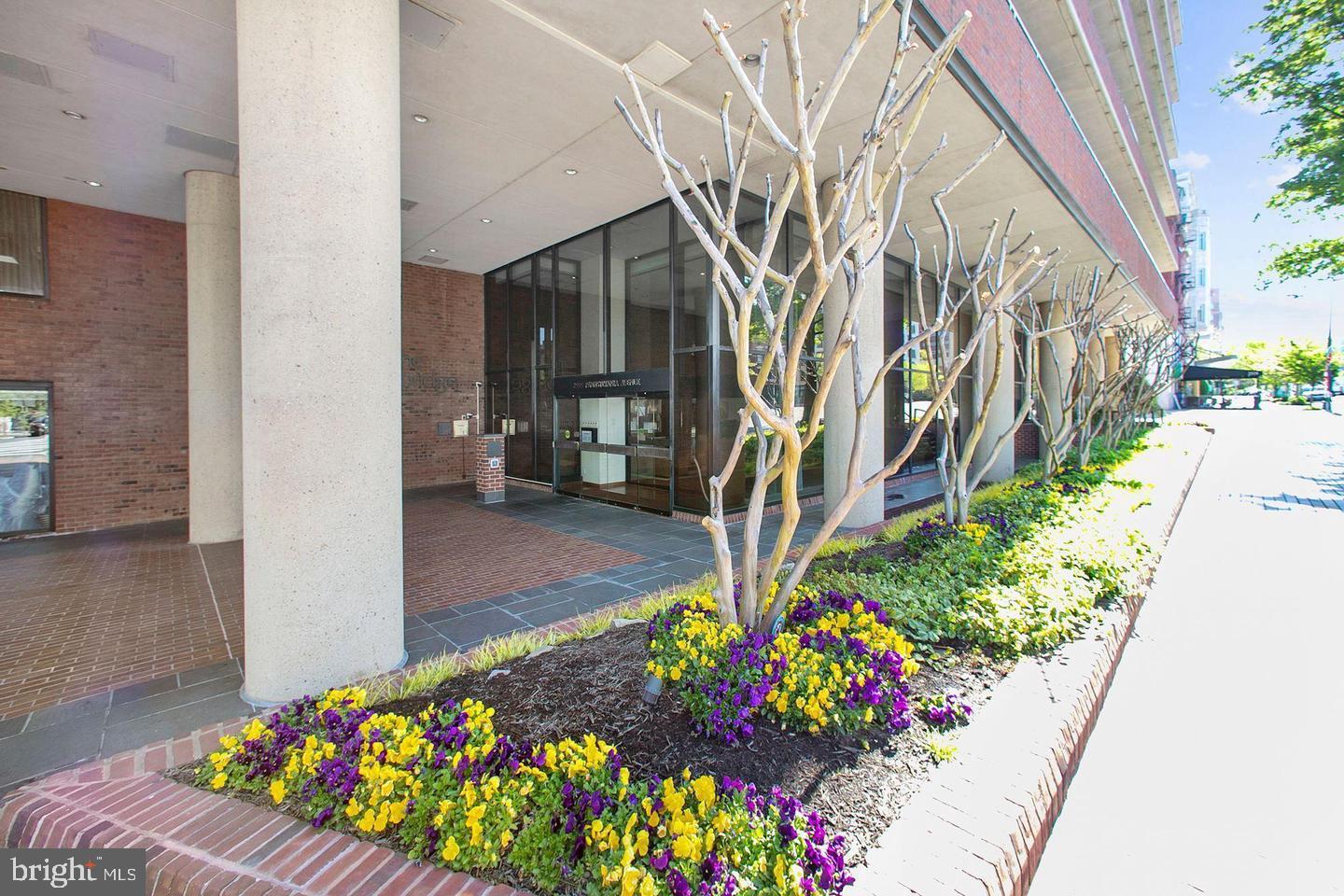 2555 PENNSYLVANIA AVE NW #409, WASHINGTON, District Of Columbia 20037, 2 Bedrooms Bedrooms, ,2 BathroomsBathrooms,Residential,For sale,2555 PENNSYLVANIA AVE NW #409,DCDC2227268 MLS # DCDC2227268