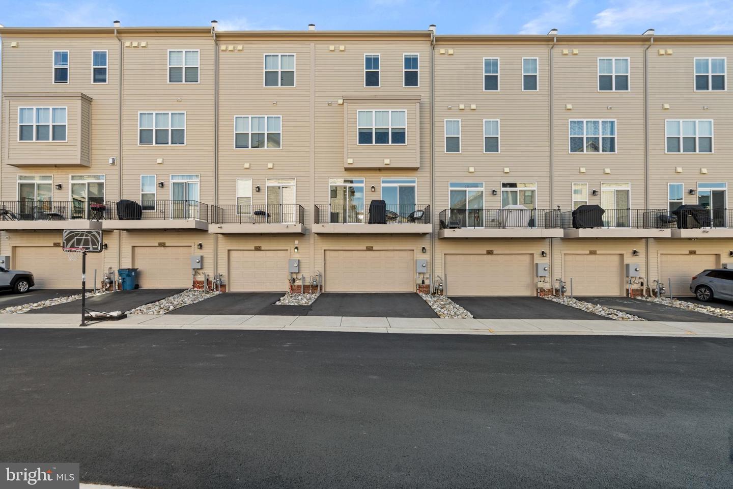 22966 CABRAL TER, BRAMBLETON, Virginia 20148, 3 Bedrooms Bedrooms, ,3 BathroomsBathrooms,Residential,For sale,22966 CABRAL TER,VALO2109014 MLS # VALO2109014