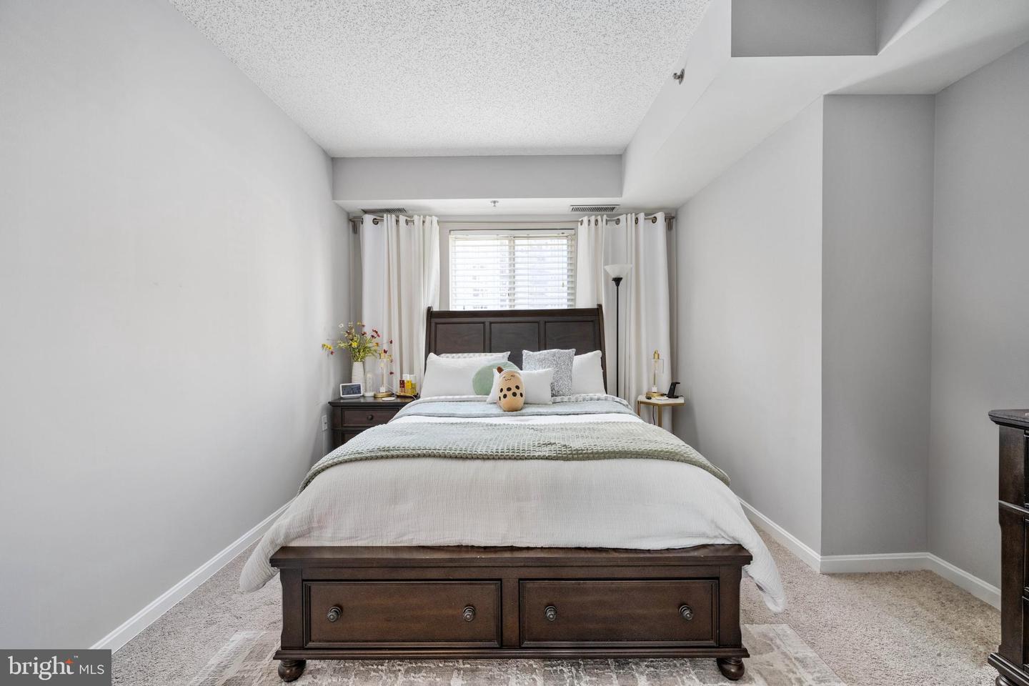1211 S EADS ST S #711, ARLINGTON, Virginia 22202, 1 Bedroom Bedrooms, ,1 BathroomBathrooms,Residential,For sale,1211 S EADS ST S #711,VAAR2064988 MLS # VAAR2064988