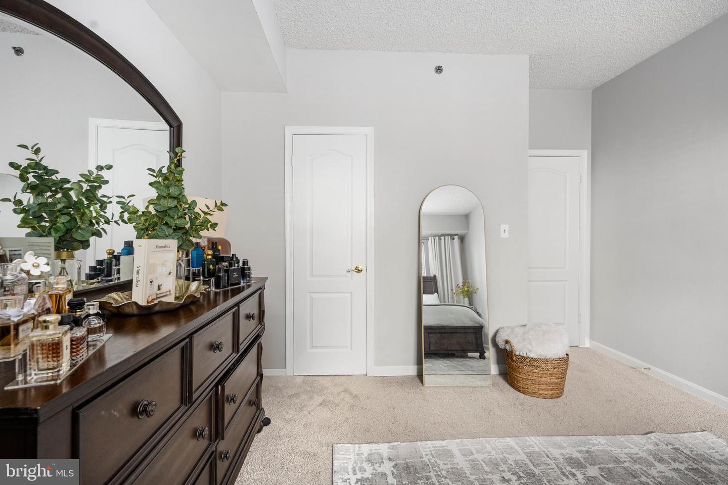 1211 S EADS ST S #711, ARLINGTON, Virginia 22202, 1 Bedroom Bedrooms, ,1 BathroomBathrooms,Residential,For sale,1211 S EADS ST S #711,VAAR2064988 MLS # VAAR2064988