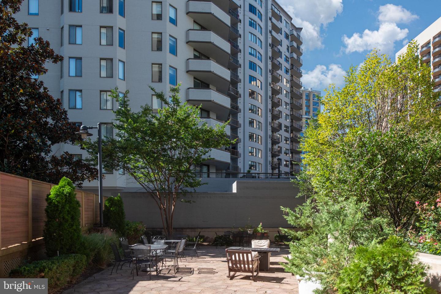1211 S EADS ST S #711, ARLINGTON, Virginia 22202, 1 Bedroom Bedrooms, ,1 BathroomBathrooms,Residential,For sale,1211 S EADS ST S #711,VAAR2064988 MLS # VAAR2064988