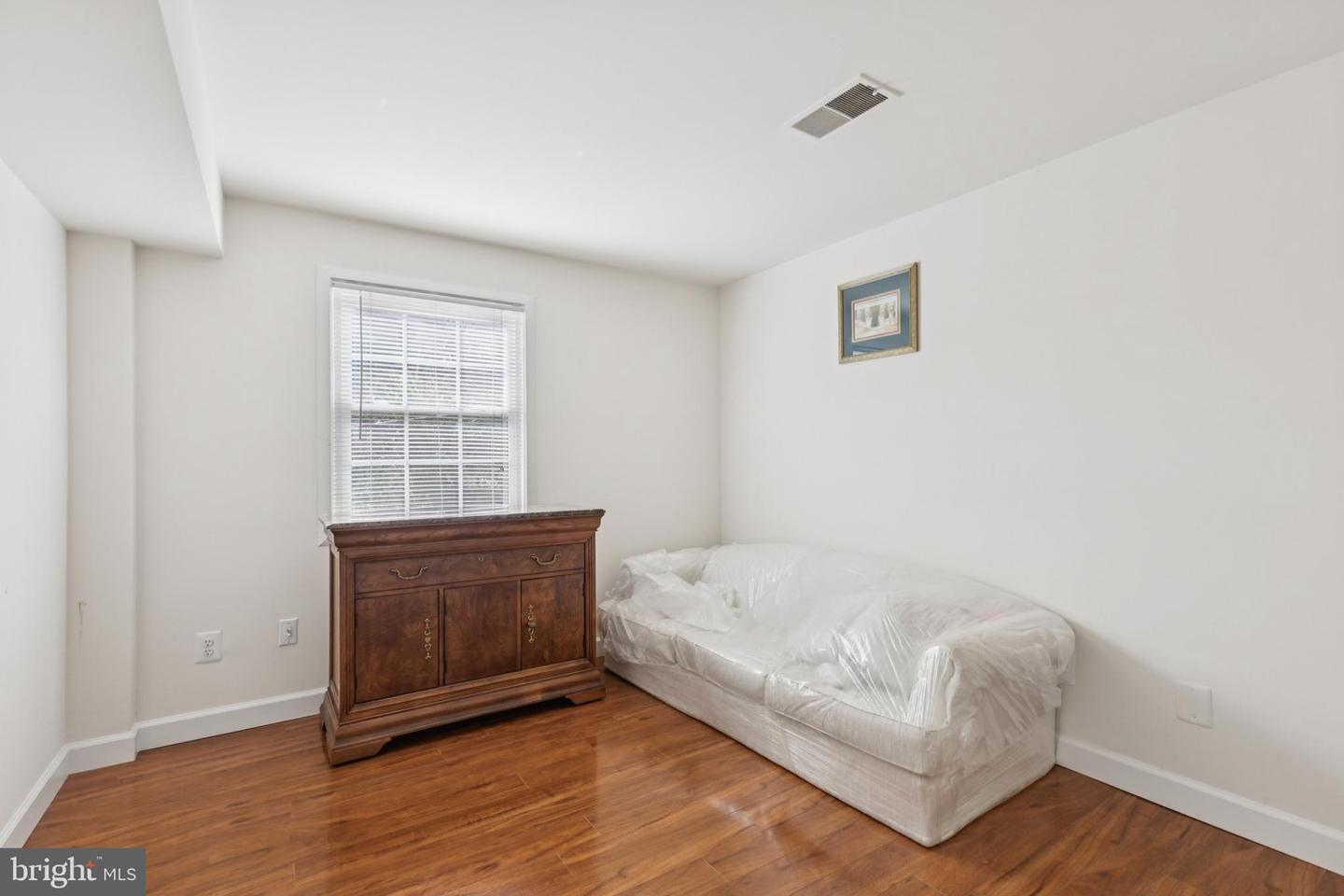 13715 SMALLWOOD CT, CHANTILLY, Virginia 20151, 4 Bedrooms Bedrooms, ,2 BathroomsBathrooms,Residential,For sale,13715 SMALLWOOD CT,VAFX2274656 MLS # VAFX2274656