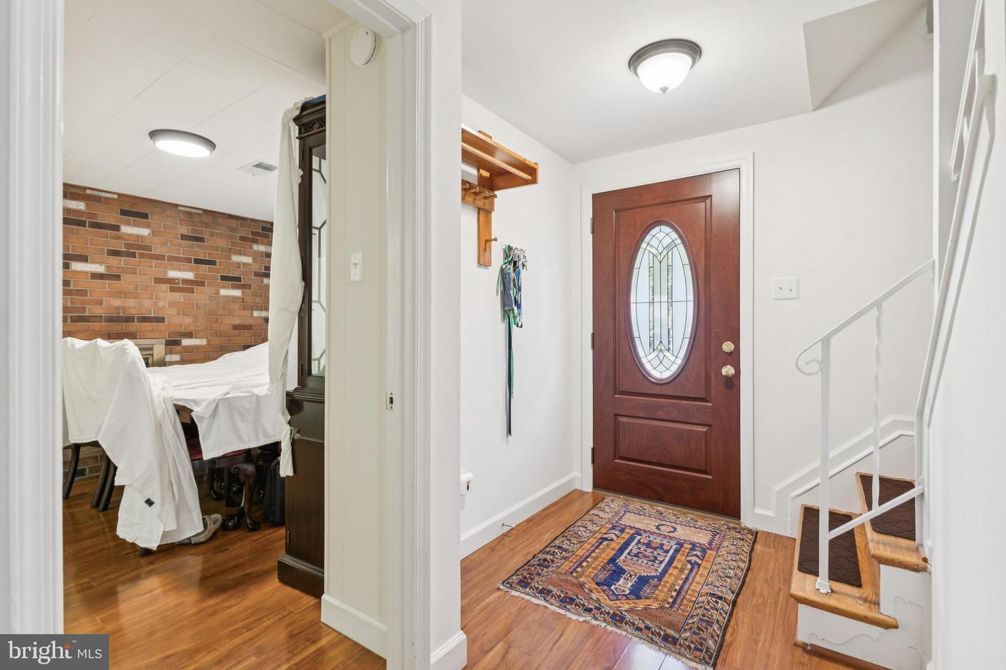 13715 SMALLWOOD CT, CHANTILLY, Virginia 20151, 4 Bedrooms Bedrooms, ,2 BathroomsBathrooms,Residential,For sale,13715 SMALLWOOD CT,VAFX2274656 MLS # VAFX2274656