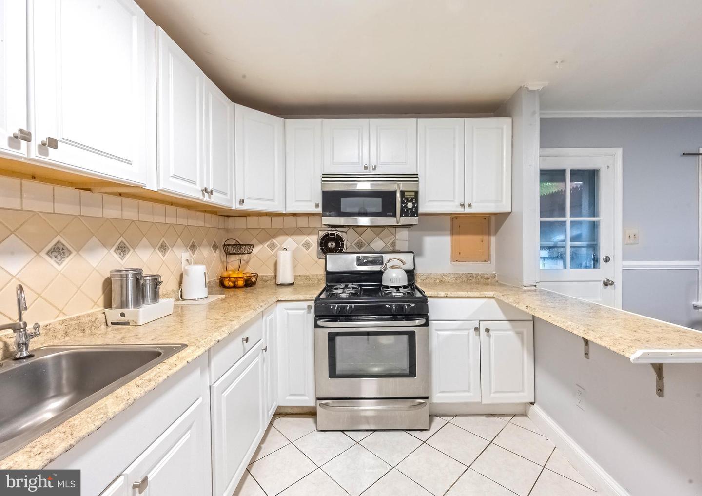 9832 BUCKNER RD, MANASSAS, Virginia 20110, 3 Bedrooms Bedrooms, ,1 BathroomBathrooms,Residential,For sale,9832 BUCKNER RD,VAMN2008456 MLS # VAMN2008456