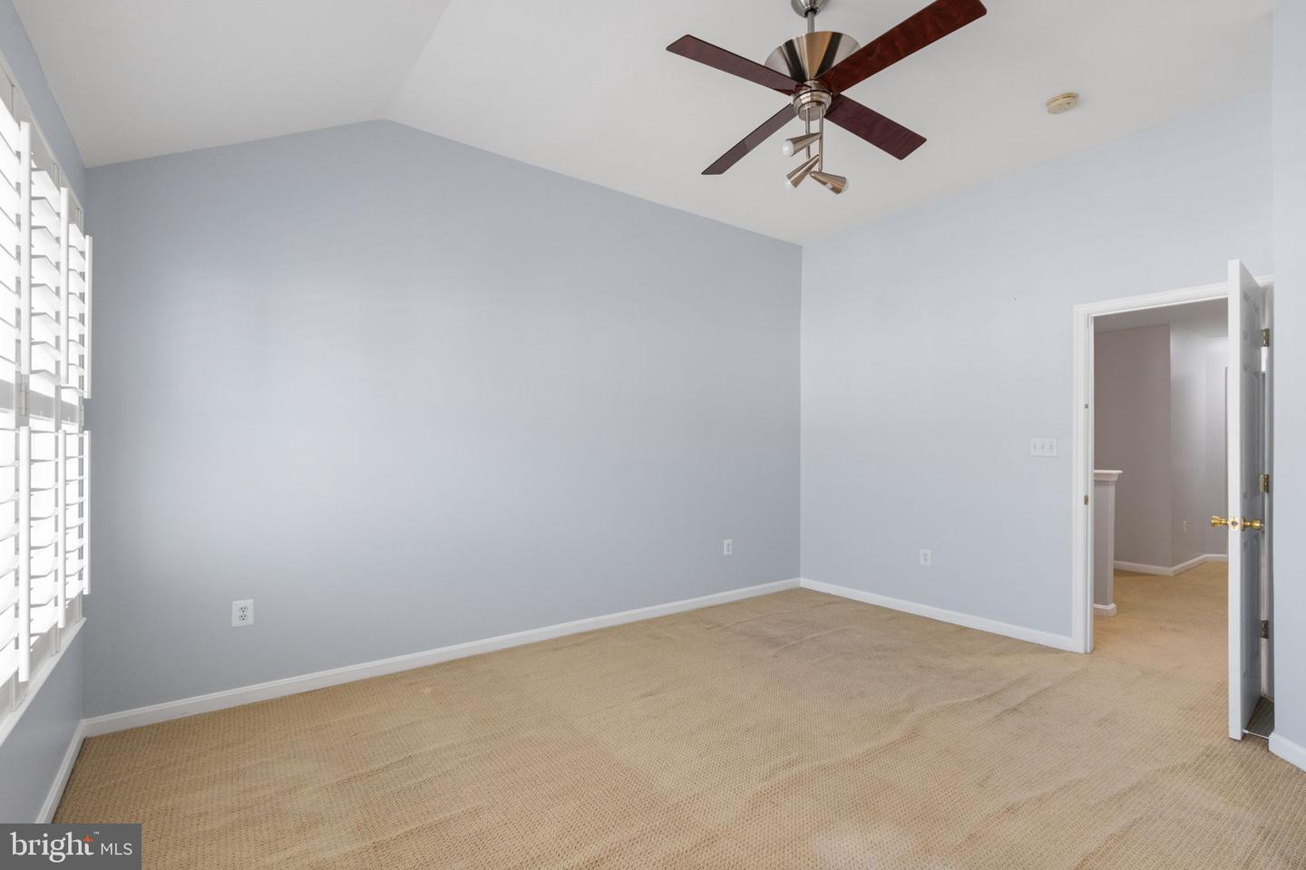 12904 LEATHERWOOD LN, WOODBRIDGE, Virginia 22192, 3 Bedrooms Bedrooms, ,2 BathroomsBathrooms,Residential,For sale,12904 LEATHERWOOD LN,VAPW2098888 MLS # VAPW2098888