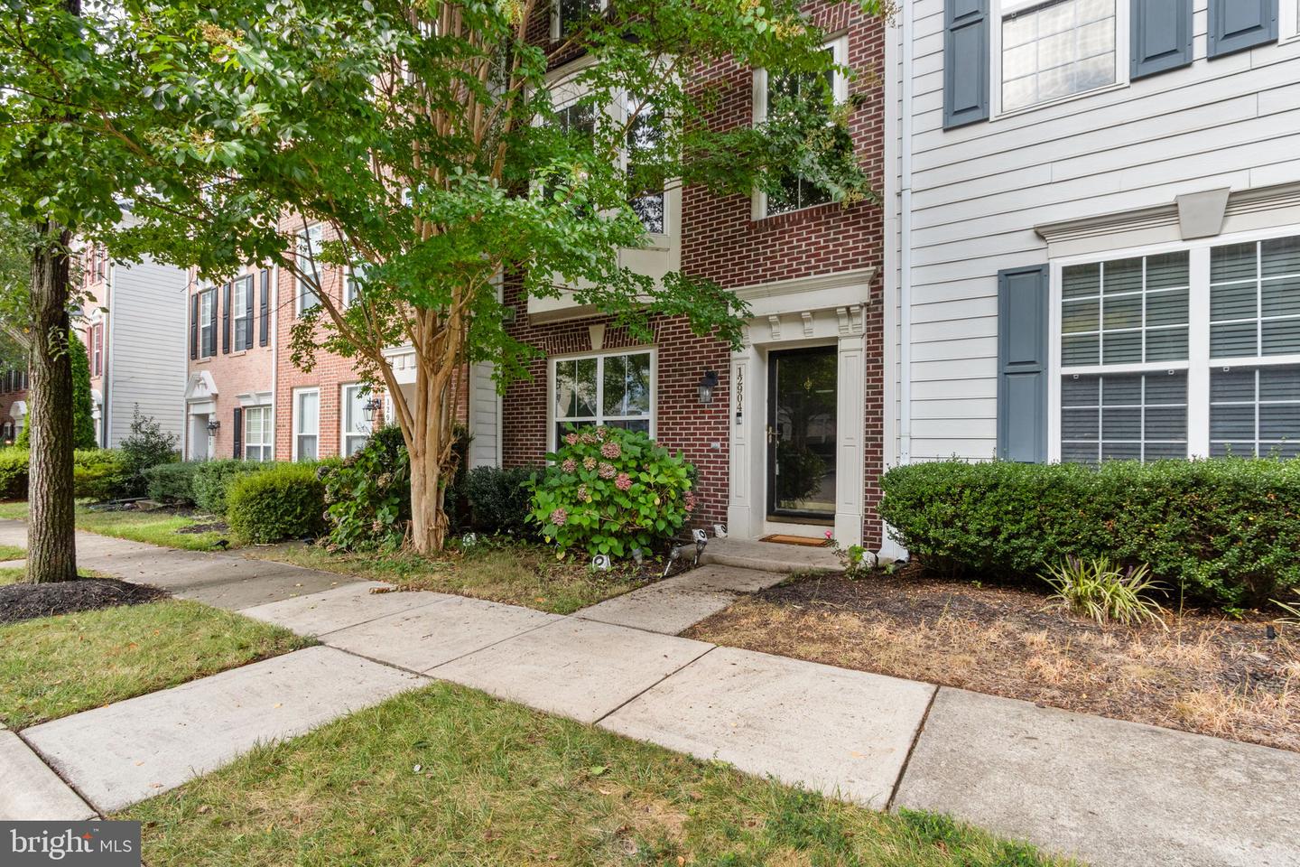 12904 LEATHERWOOD LN, WOODBRIDGE, Virginia 22192, 3 Bedrooms Bedrooms, ,2 BathroomsBathrooms,Residential,For sale,12904 LEATHERWOOD LN,VAPW2098888 MLS # VAPW2098888