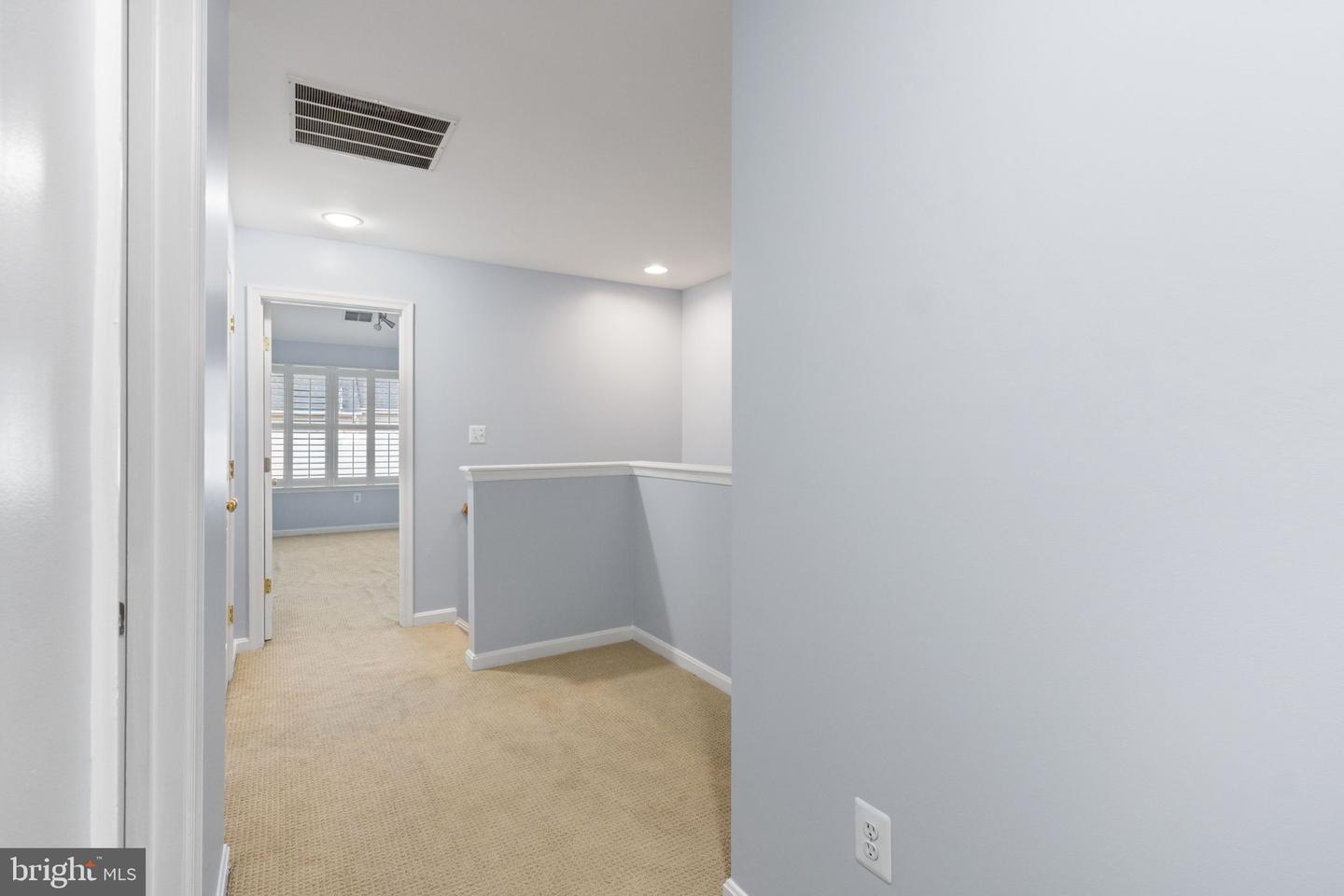 12904 LEATHERWOOD LN, WOODBRIDGE, Virginia 22192, 3 Bedrooms Bedrooms, ,2 BathroomsBathrooms,Residential,For sale,12904 LEATHERWOOD LN,VAPW2098888 MLS # VAPW2098888