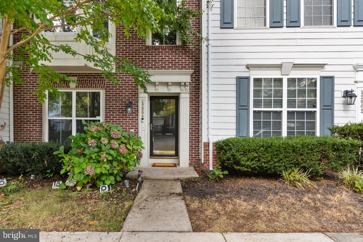 12904 LEATHERWOOD LN, WOODBRIDGE, Virginia 22192, 3 Bedrooms Bedrooms, ,2 BathroomsBathrooms,Residential,For sale,12904 LEATHERWOOD LN,VAPW2098888 MLS # VAPW2098888