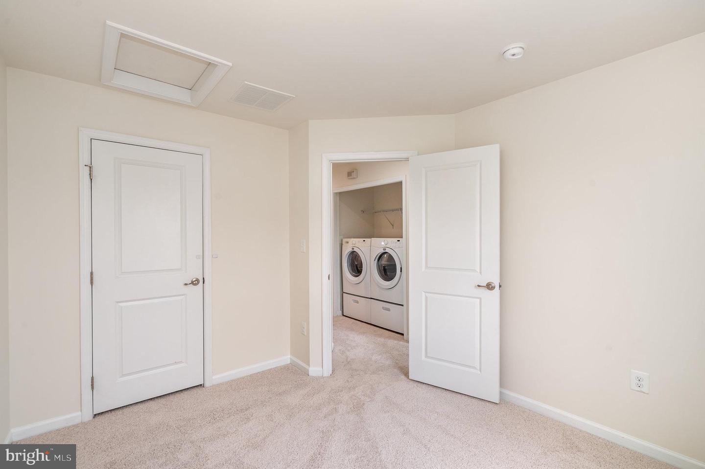 8639 ROSECRANS LN, SPOTSYLVANIA, Virginia 22553, 3 Bedrooms Bedrooms, ,2 BathroomsBathrooms,Residential,For sale,8639 ROSECRANS LN,VASP2035342 MLS # VASP2035342