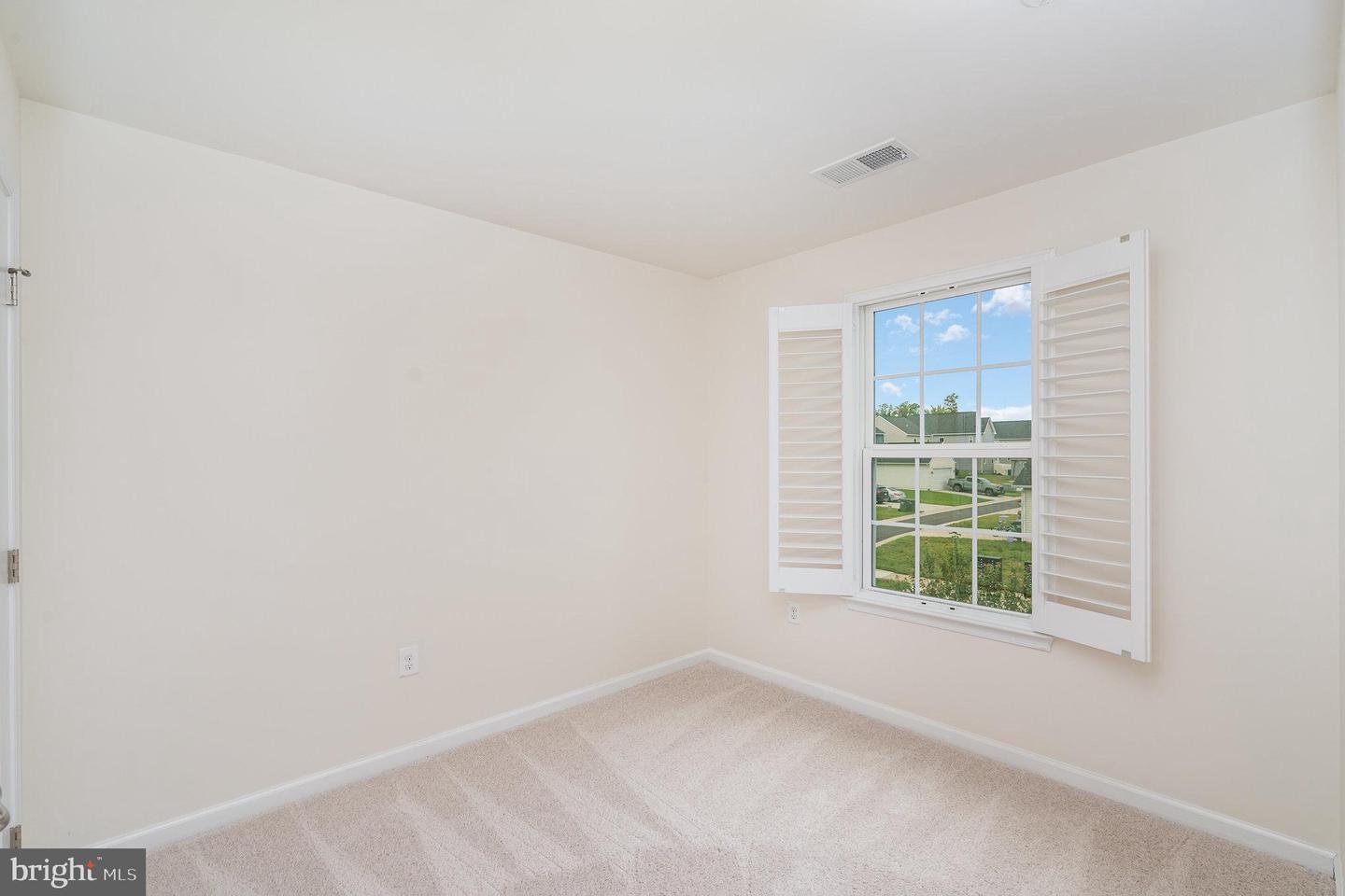 8639 ROSECRANS LN, SPOTSYLVANIA, Virginia 22553, 3 Bedrooms Bedrooms, ,2 BathroomsBathrooms,Residential,For sale,8639 ROSECRANS LN,VASP2035342 MLS # VASP2035342