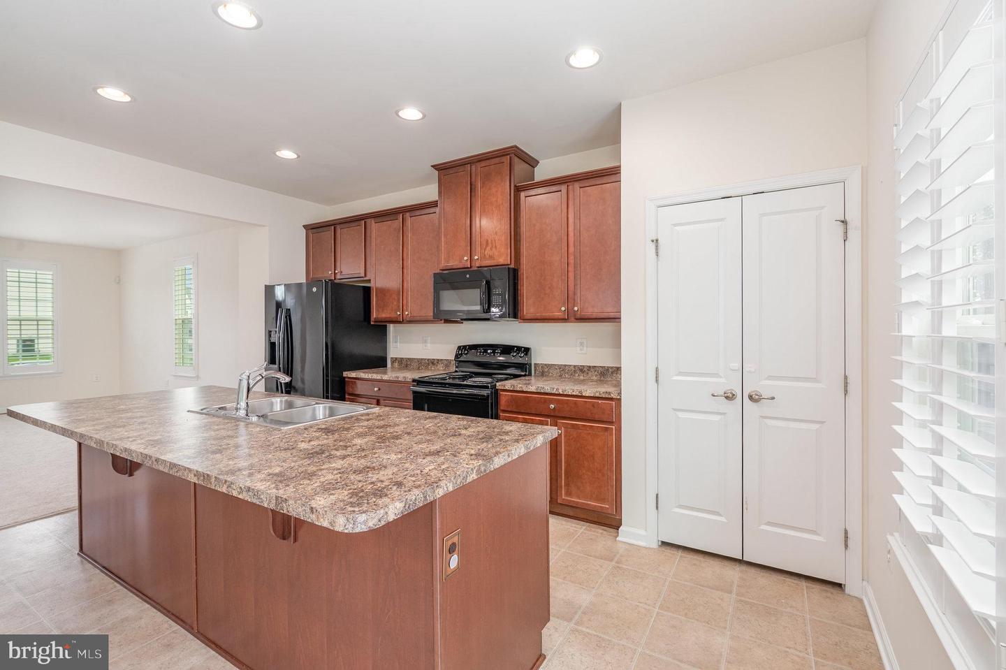 8639 ROSECRANS LN, SPOTSYLVANIA, Virginia 22553, 3 Bedrooms Bedrooms, ,2 BathroomsBathrooms,Residential,For sale,8639 ROSECRANS LN,VASP2035342 MLS # VASP2035342