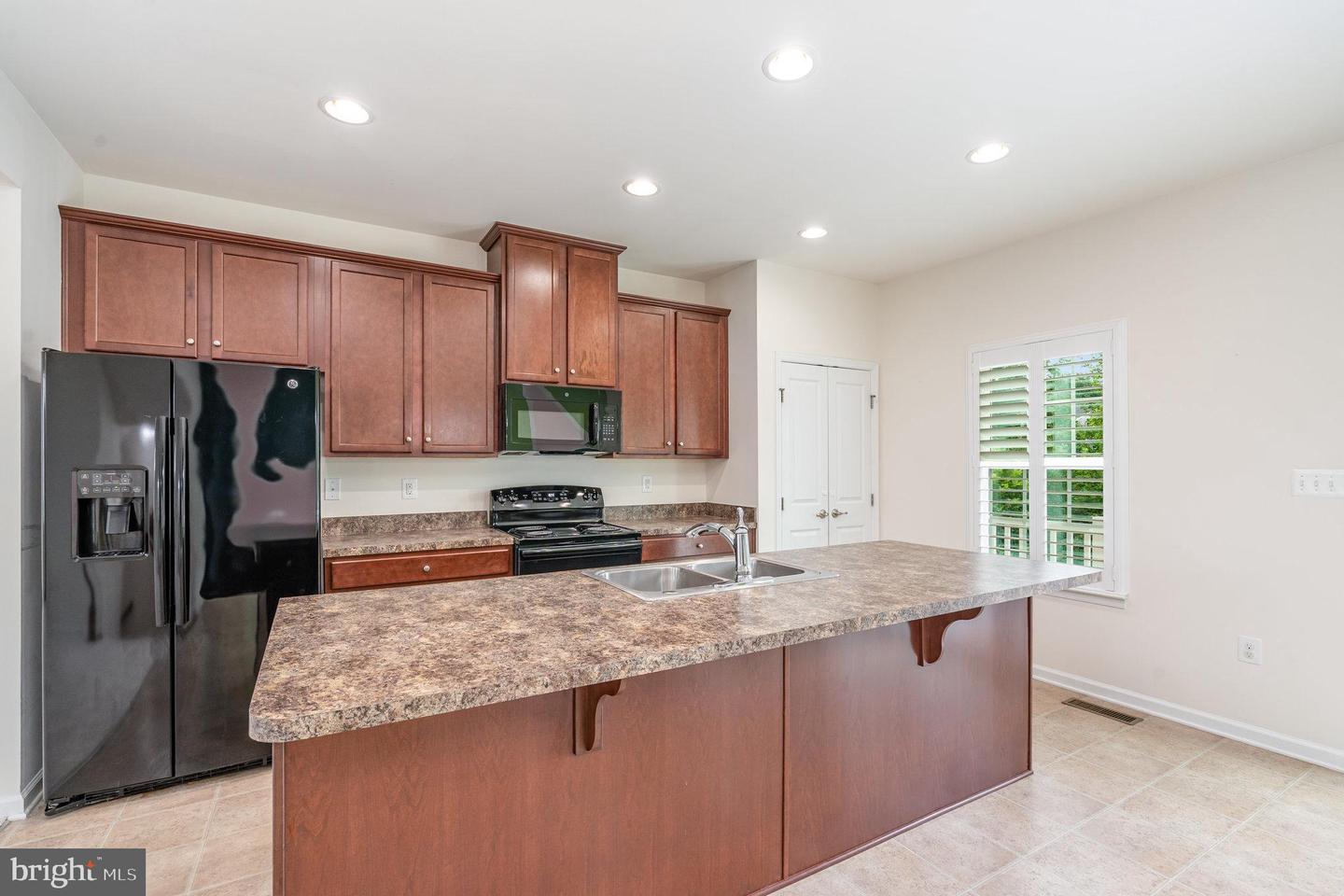 8639 ROSECRANS LN, SPOTSYLVANIA, Virginia 22553, 3 Bedrooms Bedrooms, ,2 BathroomsBathrooms,Residential,For sale,8639 ROSECRANS LN,VASP2035342 MLS # VASP2035342
