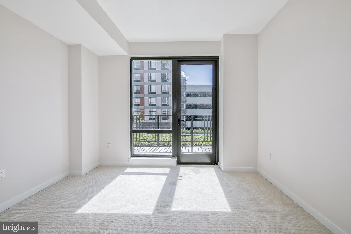 255 W. FALLS STATION BLVD #315, FALLS CHURCH, Virginia 22046, 2 Bedrooms Bedrooms, 4 Rooms Rooms,2 BathroomsBathrooms,Residential,For sale,255 W. FALLS STATION BLVD #315,VAFA2003188 MLS # VAFA2003188