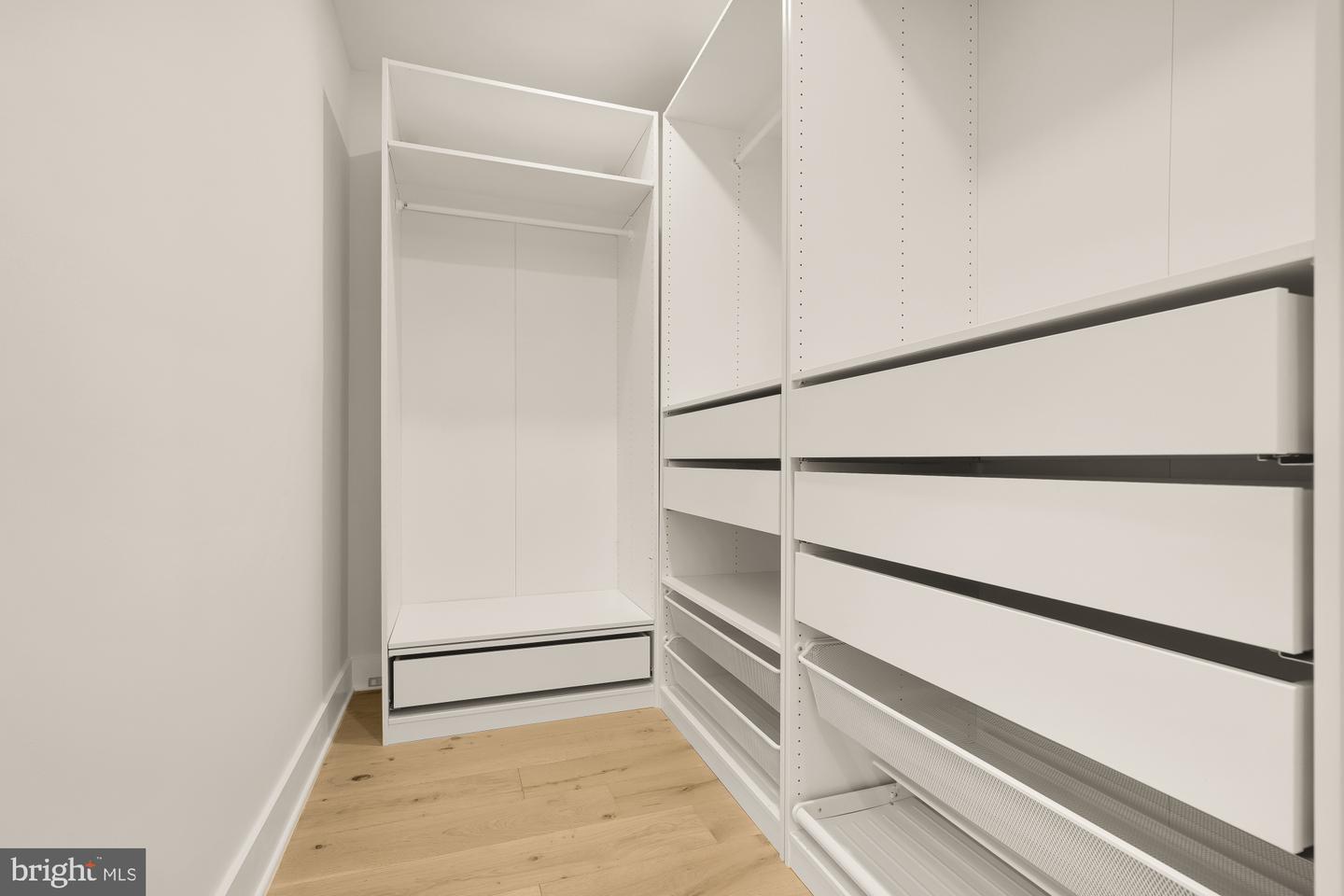 3703 RESERVOIR RD NW, WASHINGTON, District Of Columbia 20007, 5 Bedrooms Bedrooms, ,4 BathroomsBathrooms,Residential,For sale,3703 RESERVOIR RD NW,DCDC2215170 MLS # DCDC2215170