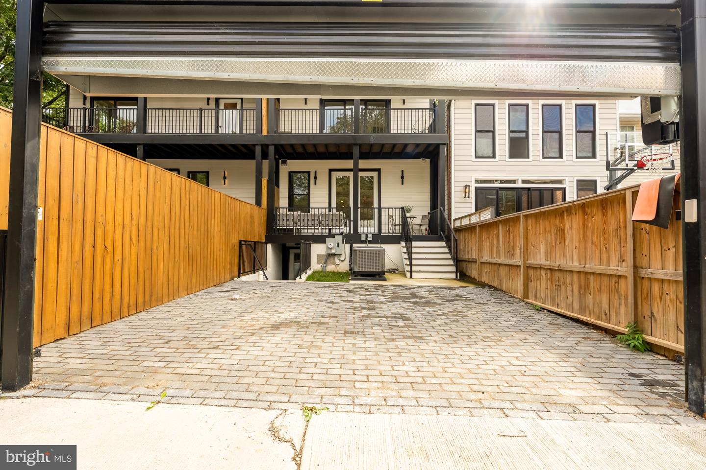 3703 RESERVOIR RD NW, WASHINGTON, District Of Columbia 20007, 5 Bedrooms Bedrooms, ,4 BathroomsBathrooms,Residential,For sale,3703 RESERVOIR RD NW,DCDC2215170 MLS # DCDC2215170