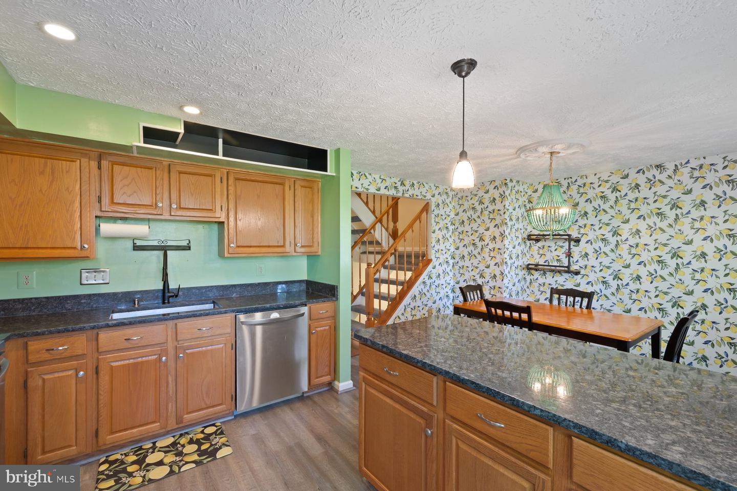 14146 RED RIVER DR, CENTREVILLE, Virginia 20121, 3 Bedrooms Bedrooms, 12 Rooms Rooms,2 BathroomsBathrooms,Residential,For sale,14146 RED RIVER DR,VAFX2262854 MLS # VAFX2262854