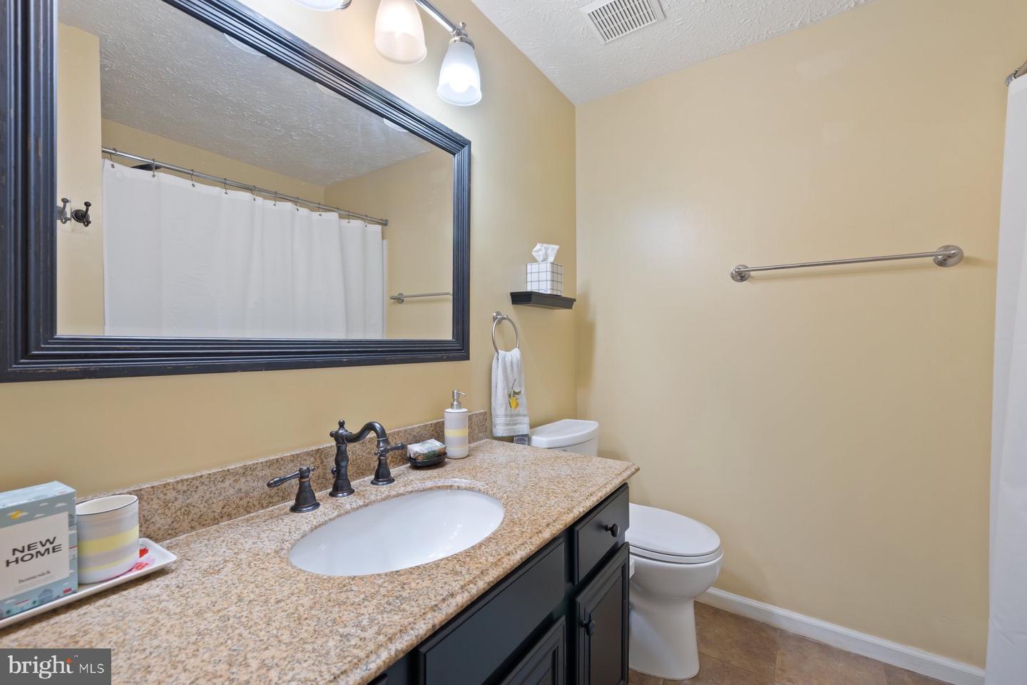 14146 RED RIVER DR, CENTREVILLE, Virginia 20121, 3 Bedrooms Bedrooms, 12 Rooms Rooms,2 BathroomsBathrooms,Residential,For sale,14146 RED RIVER DR,VAFX2262854 MLS # VAFX2262854