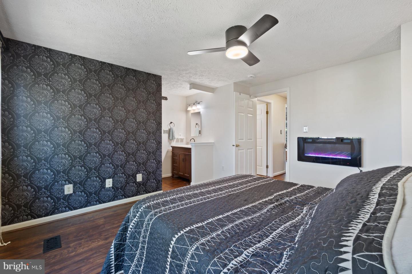 14146 RED RIVER DR, CENTREVILLE, Virginia 20121, 3 Bedrooms Bedrooms, 12 Rooms Rooms,2 BathroomsBathrooms,Residential,For sale,14146 RED RIVER DR,VAFX2262854 MLS # VAFX2262854