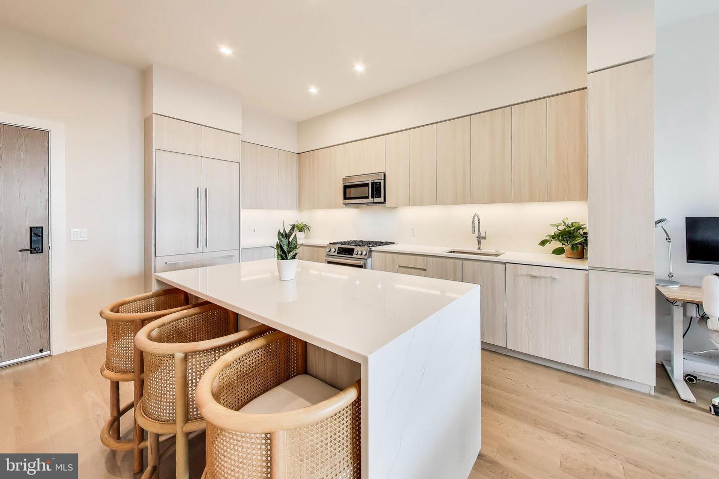 701 SWANN AVE #508, ALEXANDRIA, Virginia 22301, 1 Bedroom Bedrooms, ,1 BathroomBathrooms,Residential,For sale,701 SWANN AVE #508,VAAX2049282 MLS # VAAX2049282